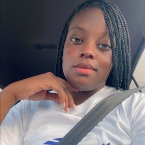 Meet your seller!!!👍👍😄😄💄💄